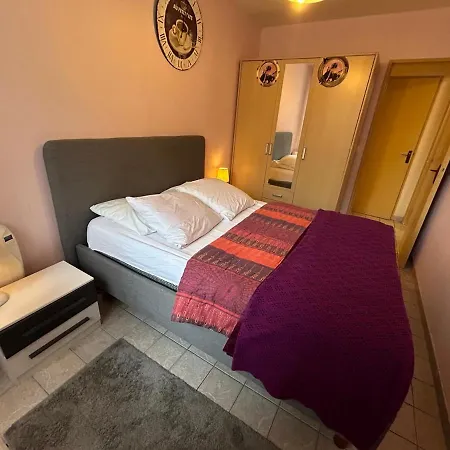 Apartment Plaisir A La C