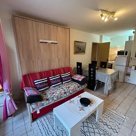 Apartment Plaisir A La C